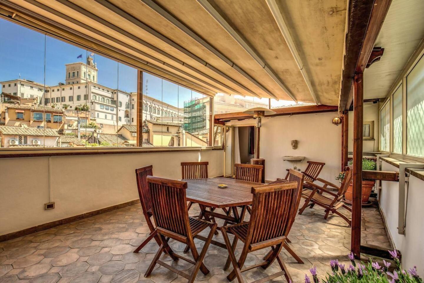 Apartament Attic With Terrace By Trevi Fountain Rzym Zewnętrze zdjęcie
