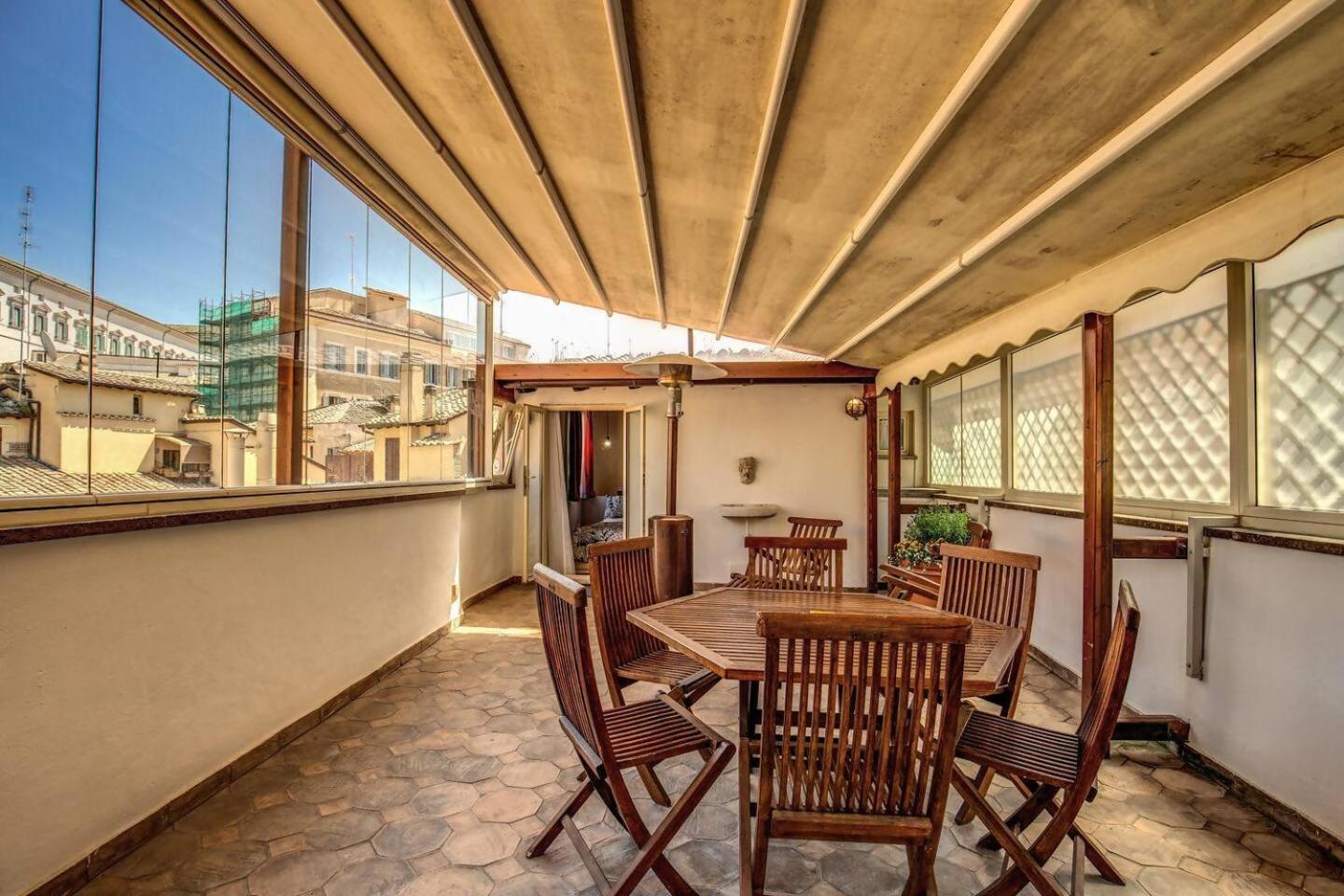Apartament Attic With Terrace By Trevi Fountain Rzym Zewnętrze zdjęcie