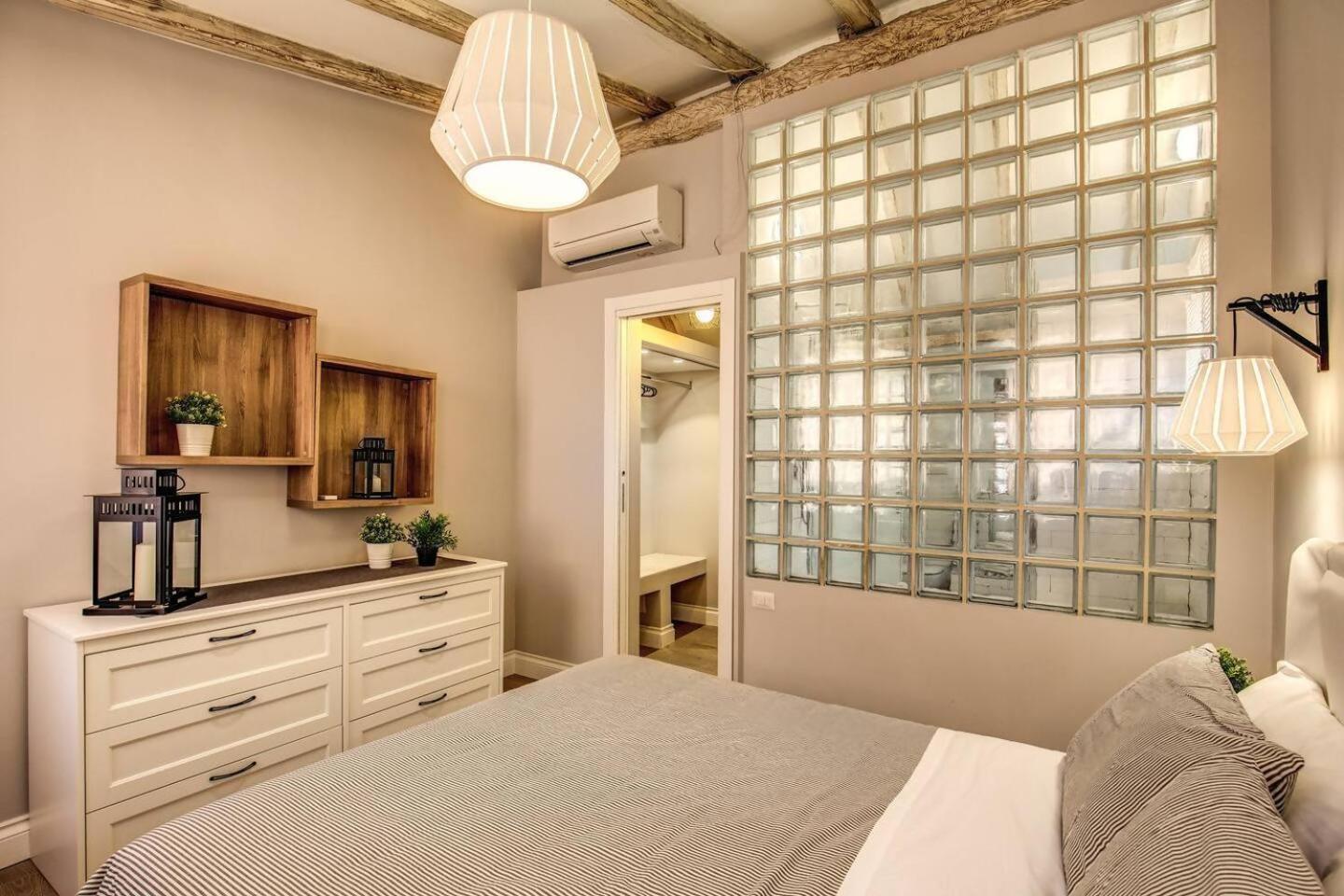 Apartament Attic With Terrace By Trevi Fountain Rzym Zewnętrze zdjęcie